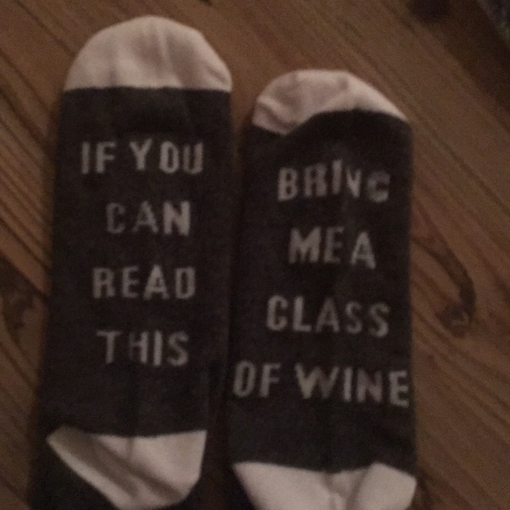 Cute wine socks 🧦 🍷
